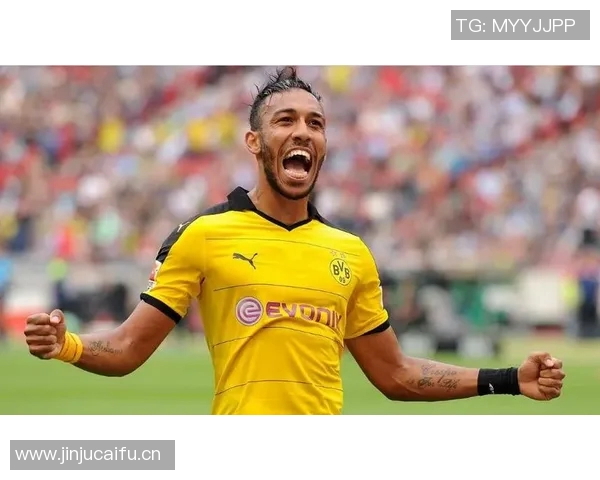 战术革新！新教练如何激活球星绯闻？