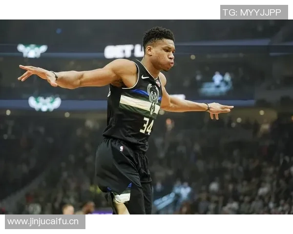 字母哥场上行为引发球迷热议 网友纷纷表达各自看法